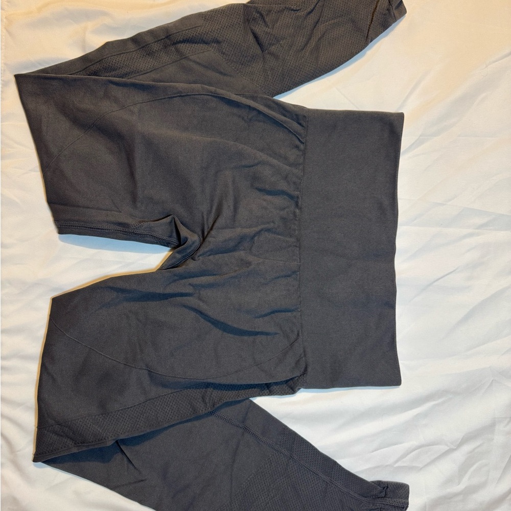 Butt Lifting Gray High-Waisted Leggings